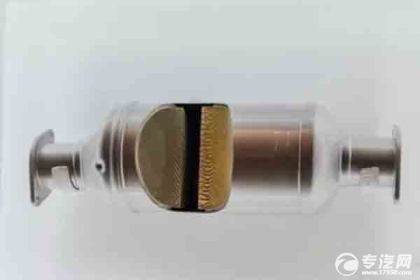 國六專用車上是不是都裝有顆粒捕捉器？